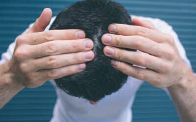Comment savoir si la chute de cheveux est grave ?
