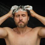 laver cheveux une fois semaine - couverture