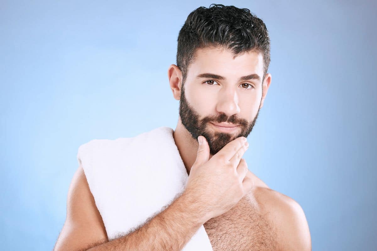 poils incarnés au niveau de barbe