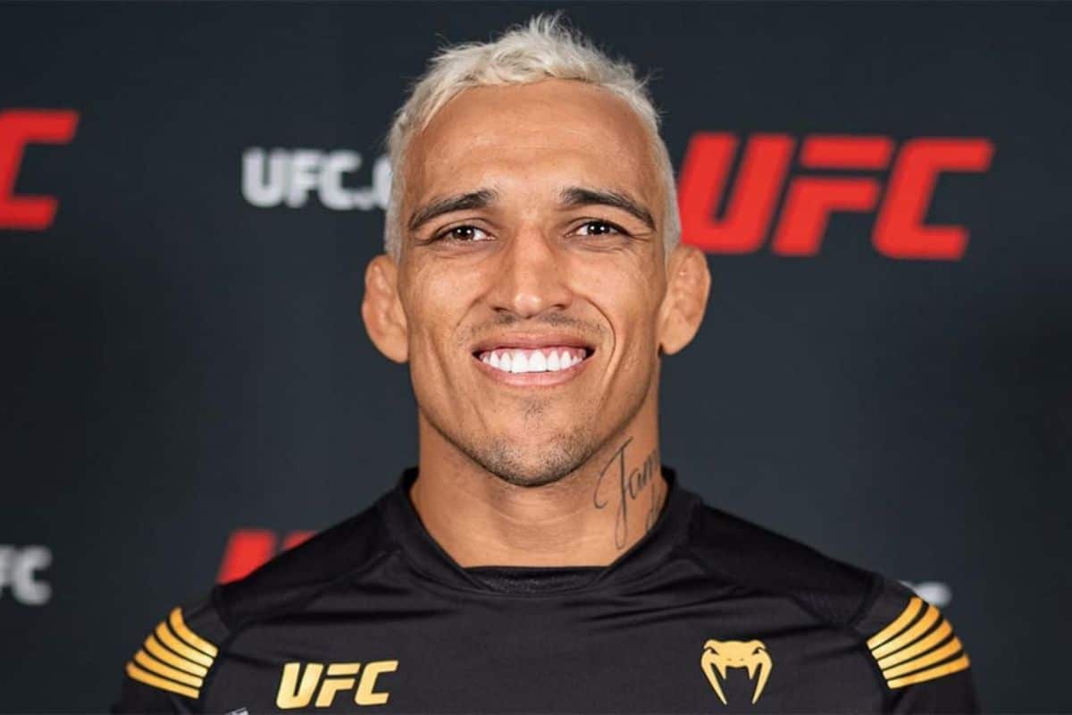 charles oliveira coupe de cheveux