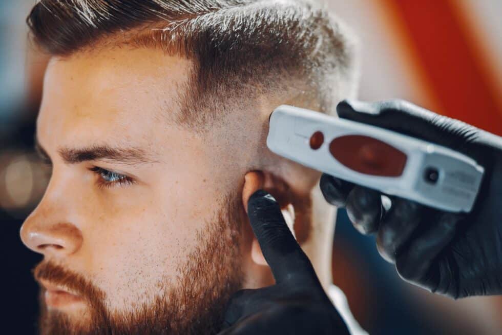 Dégradé Américain : La Coupe De Cheveux Homme Qui Fait La Différence