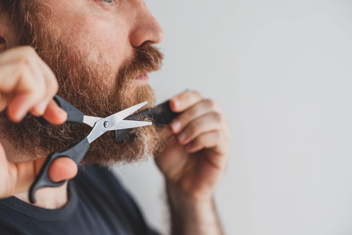 comment parfaitement tailler barbe homme