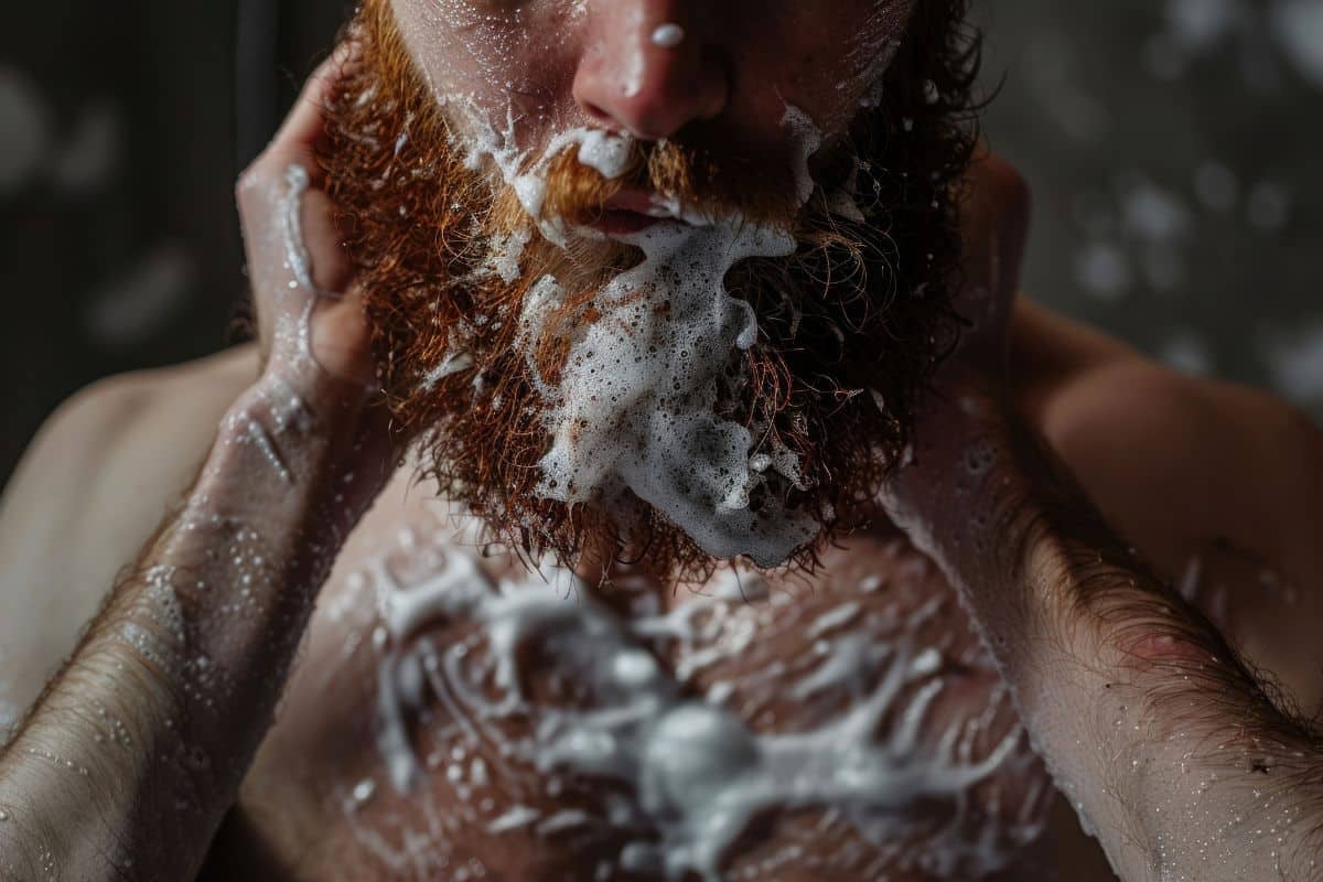 ingrédients à privilégier dans un shampoing pour barbe